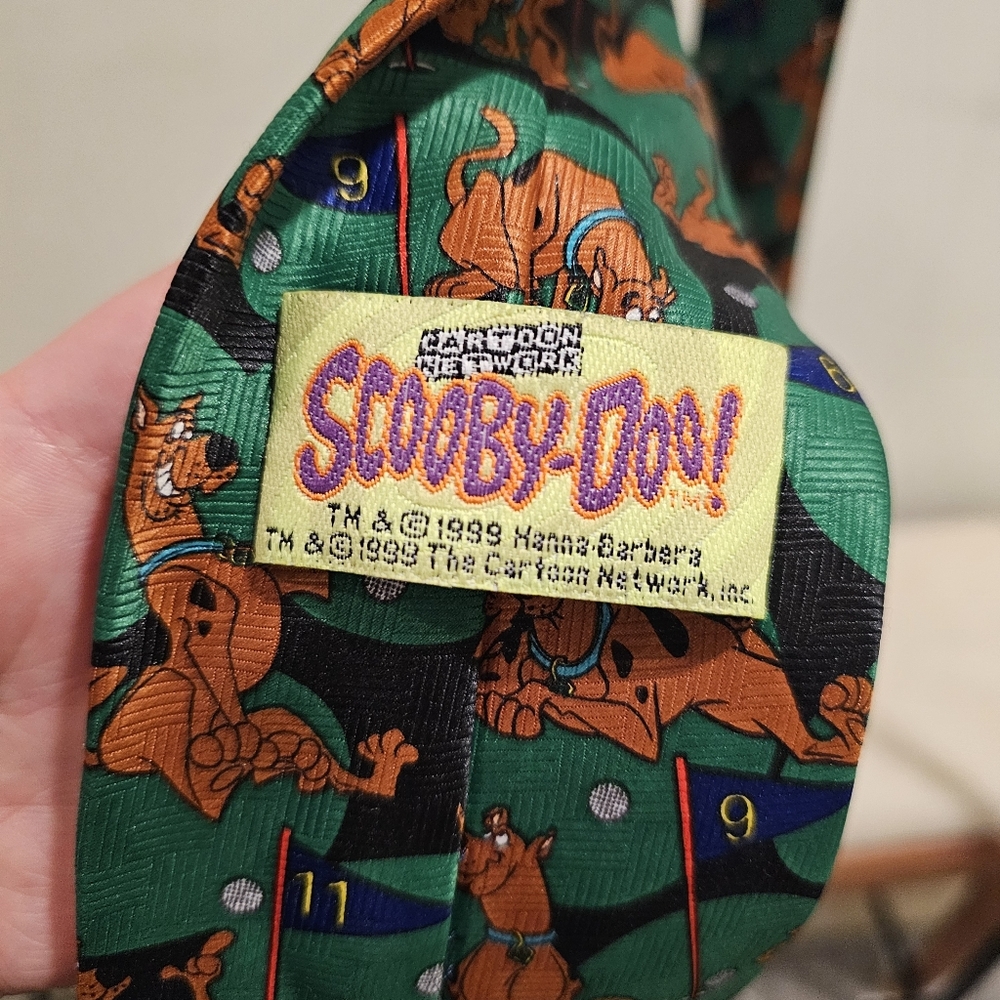 Vintage 1999 Scooby-Doo tie